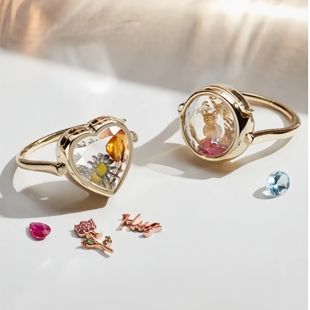 Openable Glass Charm Ring, Gold Plated Heart/Circle Frame with Floral/Bear Scene, Unique Aesthetic Daily Statement Jewelry
Openable Glass Charm Ring, Gold Plated Heart/Circle Frame with Floral/Bear Scene, Unique Aesthetic Daily Statement Jewelry
