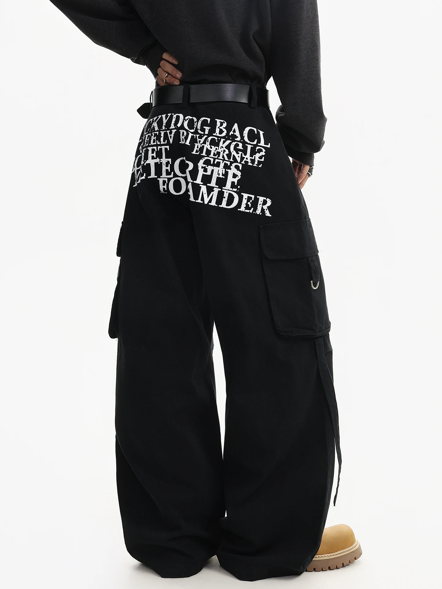 BETEBULE American High Street Printed Folded Workwear Casual Pants Men Spring New Loose Straight Leg Pants Vintage Style
BETEBULE American High Street Printed Folded Workwear Casual Pants Men Spring New Loose Straight Leg Pants Vintage Style