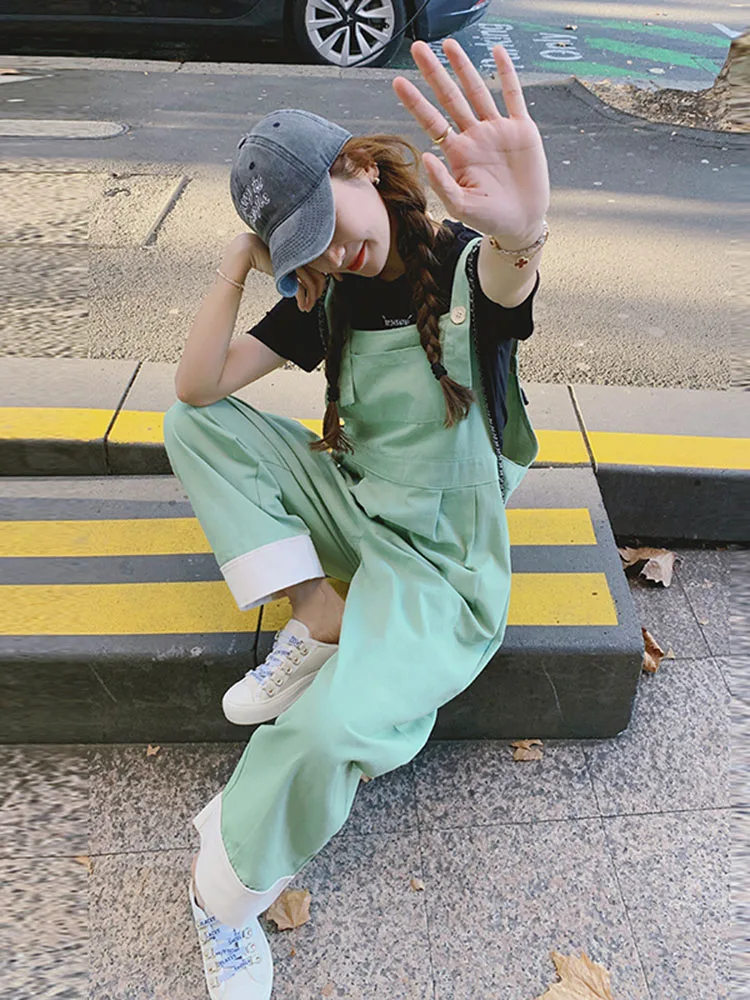 Женские летние комбинезоны 2025 года: новинка, свободный крой, прямые штанины, дизайн в стиле «соленый и сладкий», высокая талия, асимметричные элементы, для повседневной носки
Женские летние комбинезоны 2025 года: новинка, свободный крой, прямые штанины, дизайн в стиле «соленый и сладкий», высокая талия, асимметричные элементы, для повседневной носки