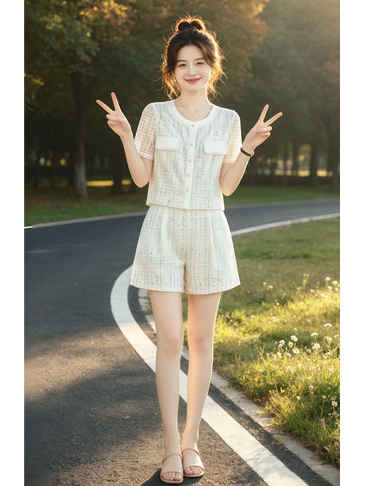 Simple Style Short Sleeve Top And Shorts Set Summer Women's Gentle Elegant Age-Defying Two-Piece Suit Casual Breathable Comfo...
Simple Style Short Sleeve Top And Shorts Set Summer Women's Gentle Elegant Age-Defying Two-Piece Suit Casual Breathable Comfo...