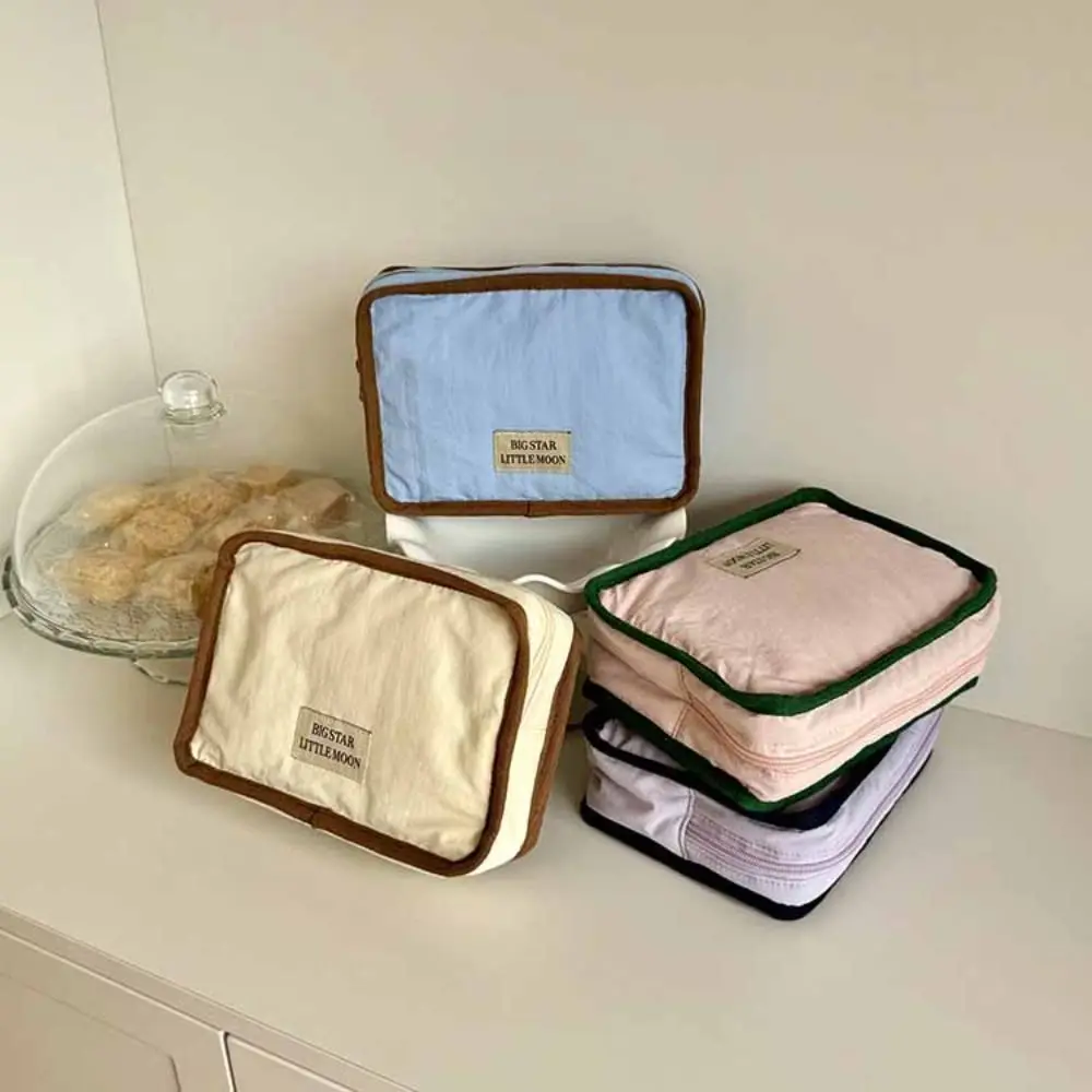 Portable Contrast Color Cosmetic Bag Korean Style Wallet Solid Color Coin Purse Lightweight Zipper Pouch
Portable Contrast Color Cosmetic Bag Korean Style Wallet Solid Color Coin Purse Lightweight Zipper Pouch