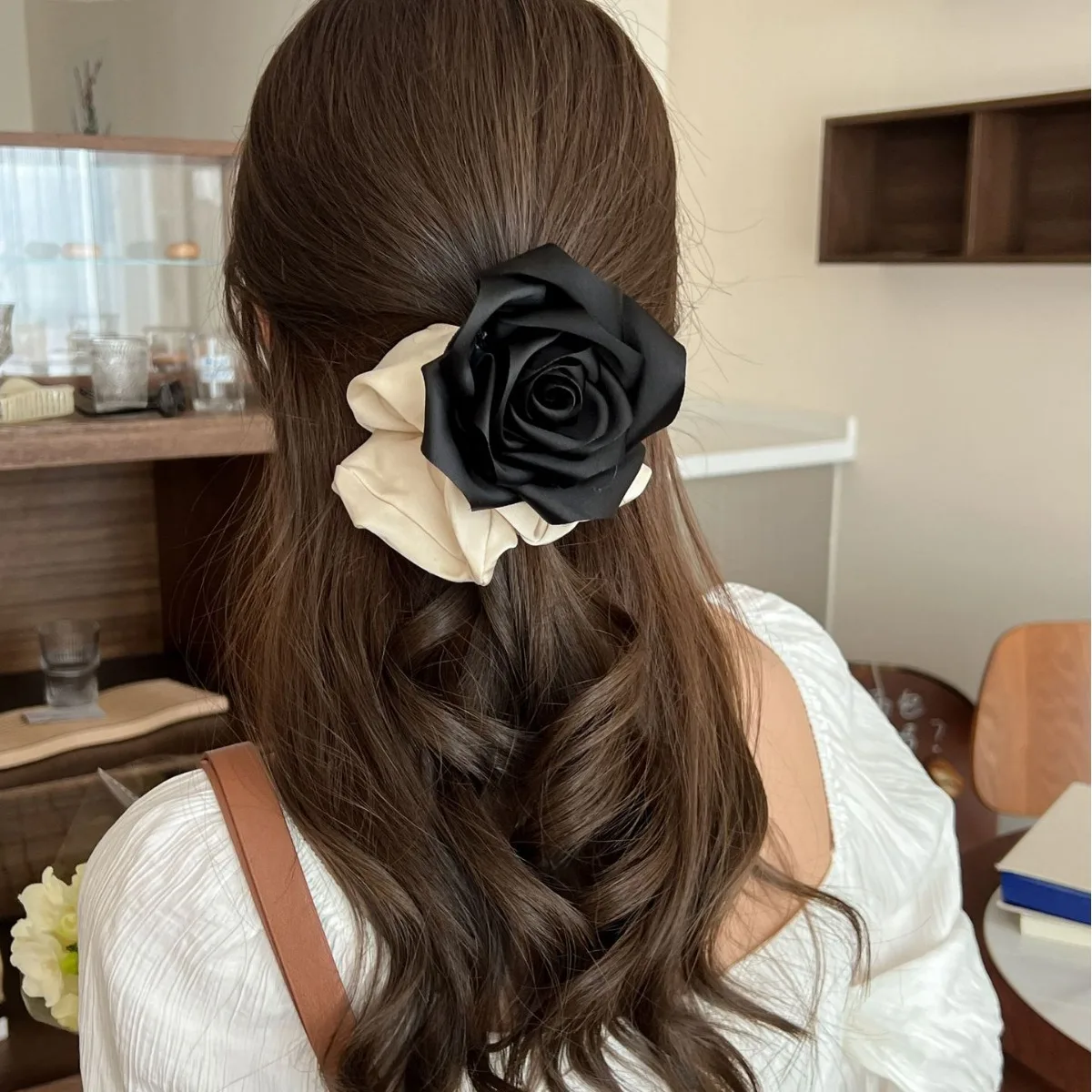 Satin Fabric Camellia Flower Hair Tie Champagne Black High Ponytail Holder for Women Premium Daily Elegant
Satin Fabric Camellia Flower Hair Tie Champagne Black High Ponytail Holder for Women Premium Daily Elegant