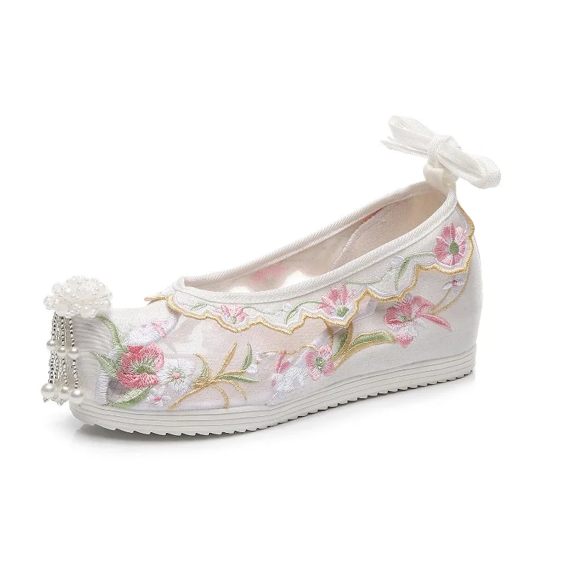 Туфли Ханьфу 2026 с традиционной китайской цветочной вышивкой, тюль, внутренняя высота 4 см, жемчуг, кисточки, белые, Q-909
Туфли Ханьфу 2026 с традиционной китайской цветочной вышивкой, тюль, внутренняя высота 4 см, жемчуг, кисточки, белые, Q-909