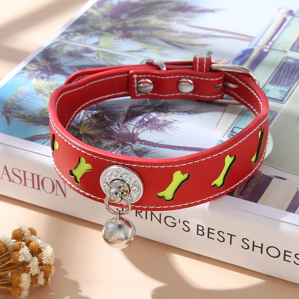 Creative Dog Pet Necklace Bell Collar Adjustable PU Bone Shape Lightweight Durable All Day Wearing Pet Accessories Dog
Creative Dog Pet Necklace Bell Collar Adjustable PU Bone Shape Lightweight Durable All Day Wearing Pet Accessories Dog