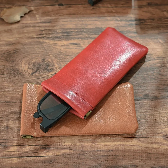 Genuine Leather Glasses Cover Case, Portable Simple Sunglasses Reading Glasses Bag Soft Leather Travel Eyewear Holder Pen Bag
Genuine Leather Glasses Cover Case, Portable Simple Sunglasses Reading Glasses Bag Soft Leather Travel Eyewear Holder Pen Bag