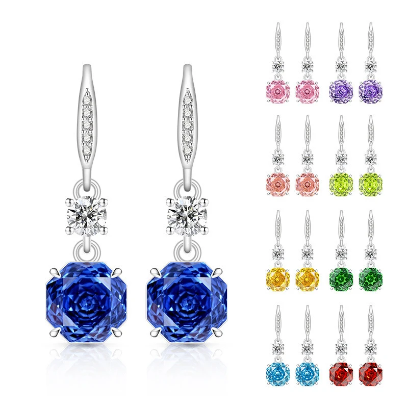 The exquisite rose-cut design, the lively fringed earrings, ladies' jewelry. Fashionable party accessories, suitable as gifts.
The exquisite rose-cut design, the lively fringed earrings, ladies' jewelry. Fashionable party accessories, suitable as gifts.