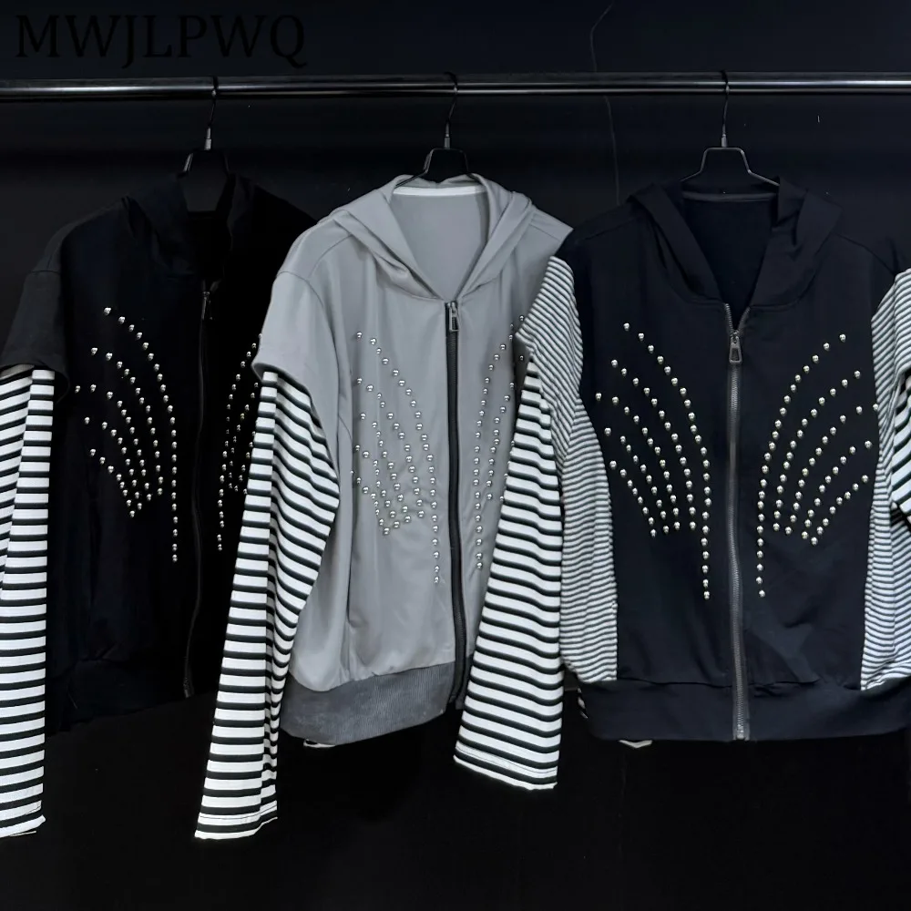 MWJLPWQ Rivet Stripe Patchwork Hooded Sweatshirt Men's Street Metal Design Long Sleeve Casual Unisex Zip-Up Design Jacket 15264
MWJLPWQ Rivet Stripe Patchwork Hooded Sweatshirt Men's Street Metal Design Long Sleeve Casual Unisex Zip-Up Design Jacket 15264