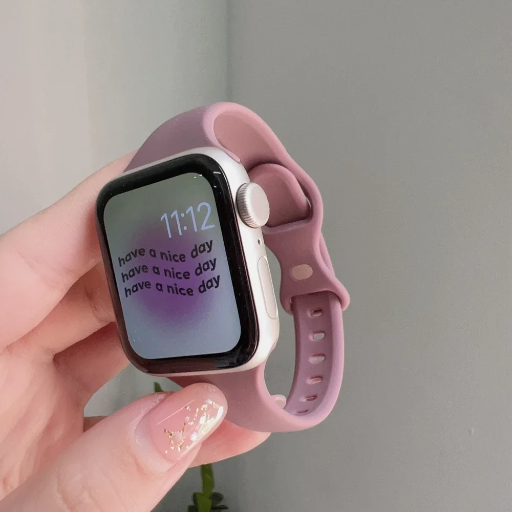 Nice Silicone Strap women Series Ultra 10/9/8/7 38mm For Apple Watch band 40mm 41mm 42mm 44mm 45mm 46mm 49mm
Nice Silicone Strap women Series Ultra 10/9/8/7 38mm For Apple Watch band 40mm 41mm 42mm 44mm 45mm 46mm 49mm