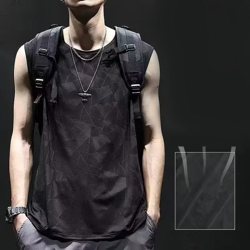 Men's Sports Vest Summer Sleeveless Shirts Solid Color Running Tank Top Big And Tall T Shirts For Men Clothing 2025 Streetwear
Men's Sports Vest Summer Sleeveless Shirts Solid Color Running Tank Top Big And Tall T Shirts For Men Clothing 2025 Streetwear