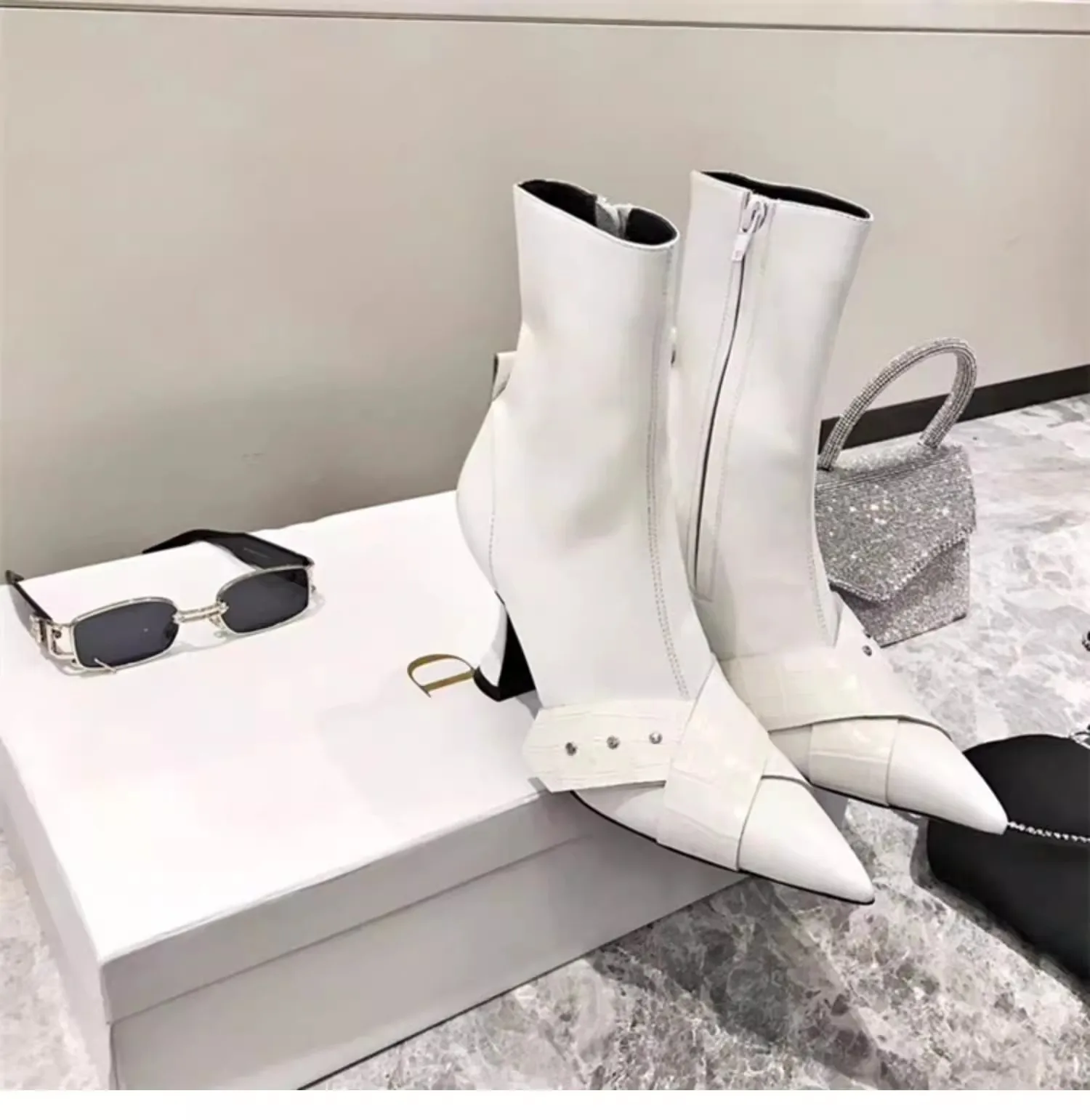 Glass Heel Side Zipper Black Leather Solid Sexy Ankle Boots Belt Buckle Pointed Toe Mid Calf Autumn Winter Shoes Women
Glass Heel Side Zipper Black Leather Solid Sexy Ankle Boots Belt Buckle Pointed Toe Mid Calf Autumn Winter Shoes Women