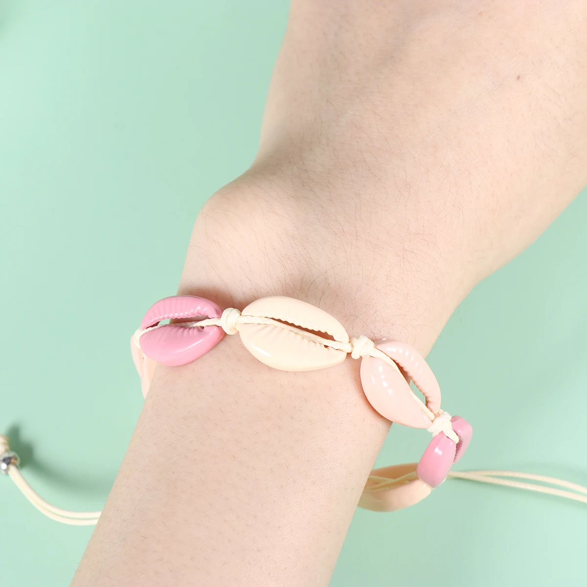 2 Pcs Shell Bracelet Trendy Woven Bohemian Premium Material Anniversary Celebration
2 Pcs Shell Bracelet Trendy Woven Bohemian Premium Material Anniversary Celebration