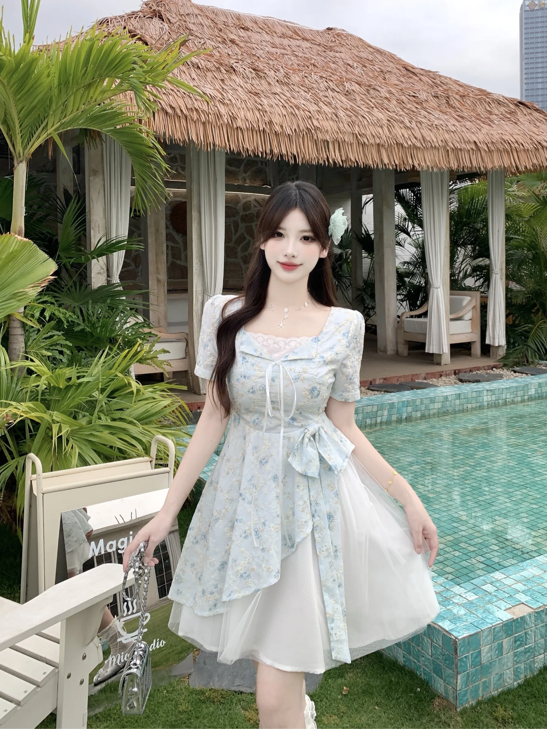 plus Size Beautiful Waist Cinching A-Line Short Skirt Summer New Design Splicing Netting Slimming Knot Dress
plus Size Beautiful Waist Cinching A-Line Short Skirt Summer New Design Splicing Netting Slimming Knot Dress