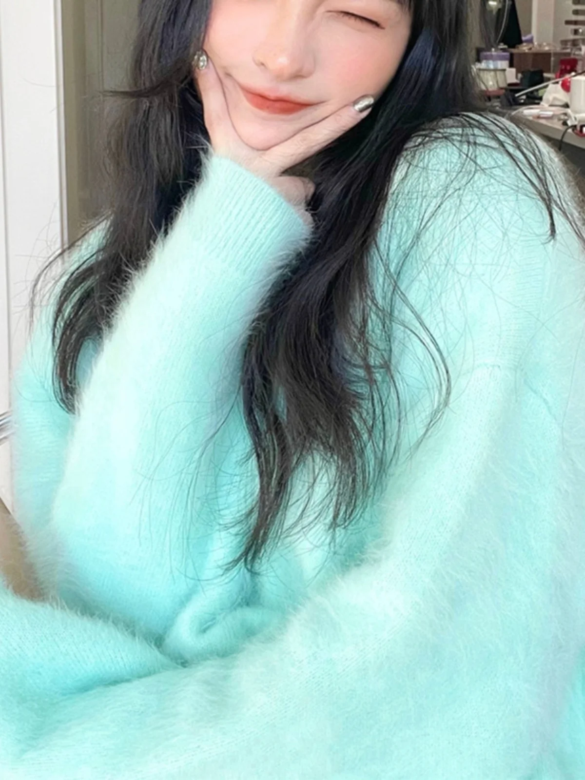 Spring Autumn Loose Knitted Lazy Sle Light een Outerwear Soft Thiened Hooded Sweatirt Women's Sea Hair Sweater
Spring Autumn Loose Knitted Lazy Sle Light een Outerwear Soft Thiened Hooded Sweatirt Women's Sea Hair Sweater