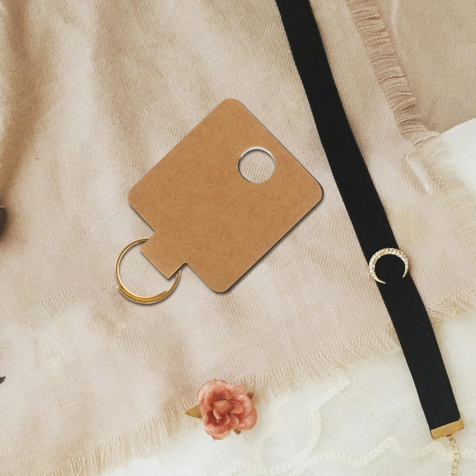 200Pcs Necklace Folding Cards Decorative Jewelry Card for Professional Display and Packaging Jewelry Tags Necklace Cards
200Pcs Necklace Folding Cards Decorative Jewelry Card for Professional Display and Packaging Jewelry Tags Necklace Cards