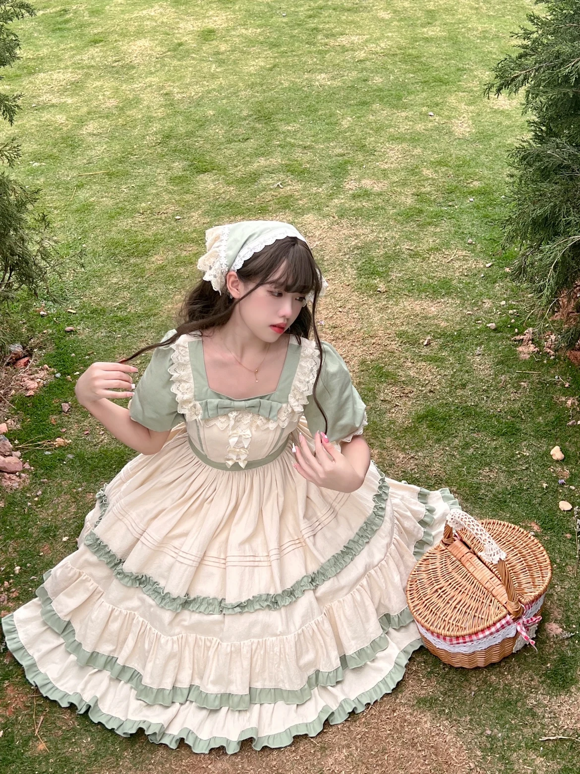 Japanese Gothic Lolita Skirt Women Kawaii Bow Bear Lace Green Dress Long Sleeve Princess Dress Halloween Costume Gift For Girls
Japanese Gothic Lolita Skirt Women Kawaii Bow Bear Lace Green Dress Long Sleeve Princess Dress Halloween Costume Gift For Girls