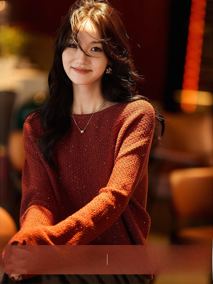 Elegant Knitted Woolen Blend Women's Top with Bead Sequins One-Shoulder Design Night And Rose Craftsmanship Long Sleeve
Elegant Knitted Woolen Blend Women's Top with Bead Sequins One-Shoulder Design Night And Rose Craftsmanship Long Sleeve