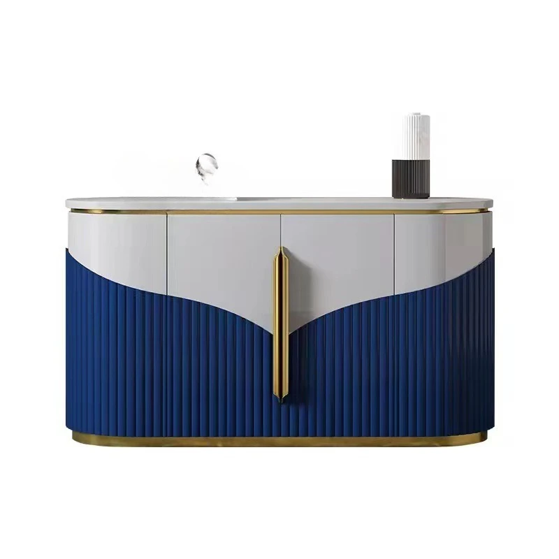 Italian minimalist living room simple entrance shoe storage against the wall tea light luxury dining side
Italian minimalist living room simple entrance shoe storage against the wall tea light luxury dining side