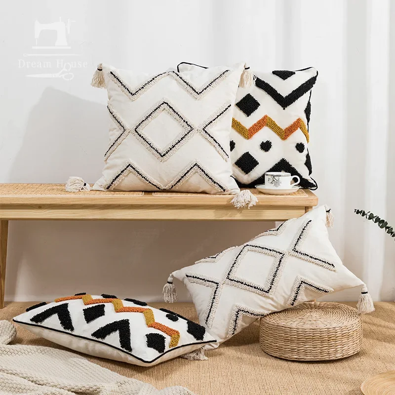 New Pillow Cover Nordic American Modern Ethnic Style Home Sofa Square Black Cushion with Tassel Decorative Pillows for Sofa 2024
New Pillow Cover Nordic American Modern Ethnic Style Home Sofa Square Black Cushion with Tassel Decorative Pillows for Sofa 2024