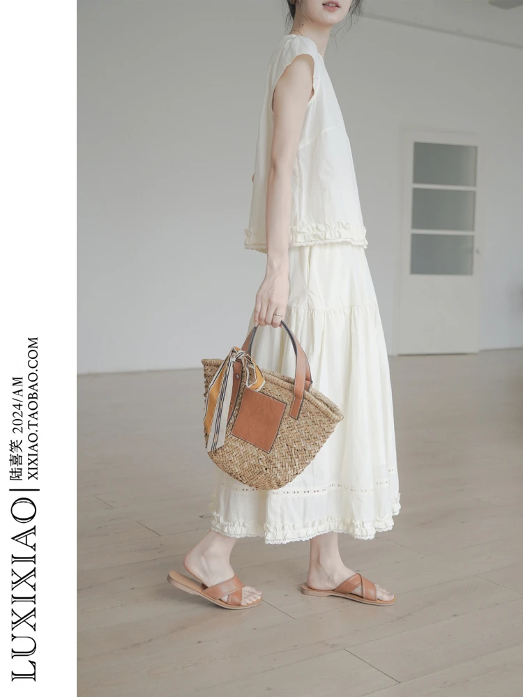 LUXIXIAO 2026 Новинка: Женский комплект с юбкой и топом с круглым вырезом, коротким рукавом и кружевной отделкой в студенческом стиле. Модный костюм.
LUXIXIAO 2026 Новинка: Женский комплект с юбкой и топом с круглым вырезом, коротким рукавом и кружевной отделкой в студенческом стиле. Модный костюм.