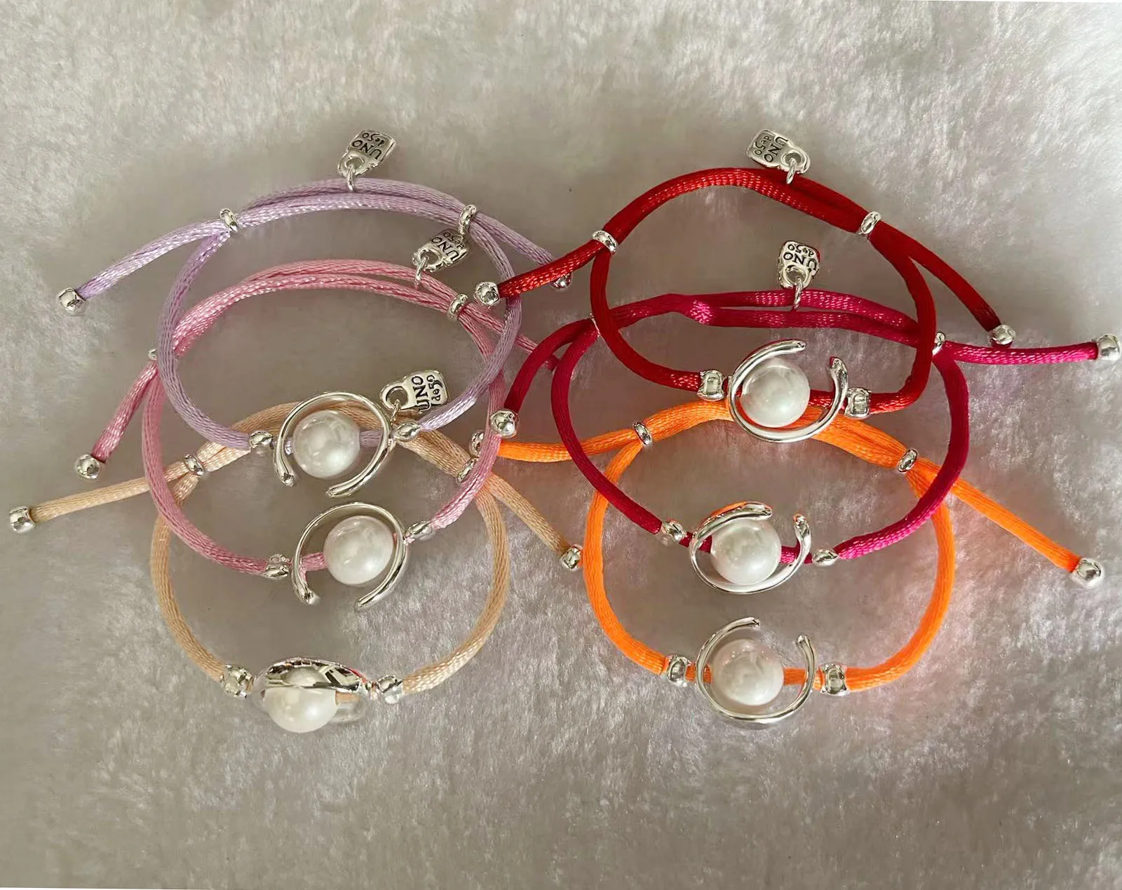 2024unode50 Fashion, Personalized, High Appearance, Colored Rope, Versatile Bracelet, Women's Jewelry Gift
2024unode50 Fashion, Personalized, High Appearance, Colored Rope, Versatile Bracelet, Women's Jewelry Gift