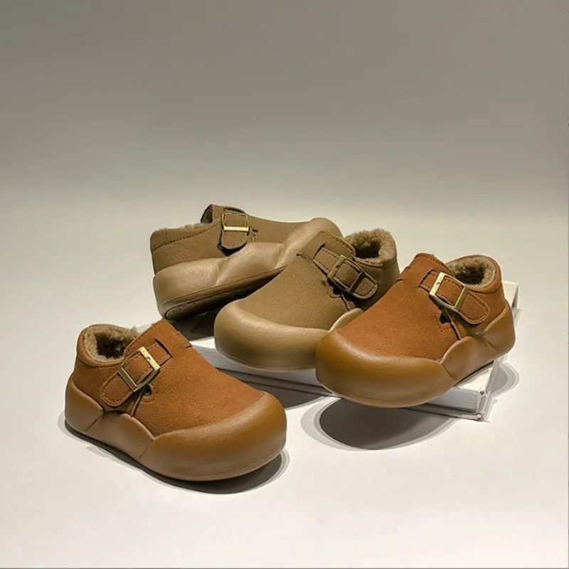 Girls' Boken Shoes With Plush Insulation New Autumn Winter Soft Soled Children's Shoes Versatile Non Slip Casual Sports Girls
Girls' Boken Shoes With Plush Insulation New Autumn Winter Soft Soled Children's Shoes Versatile Non Slip Casual Sports Girls