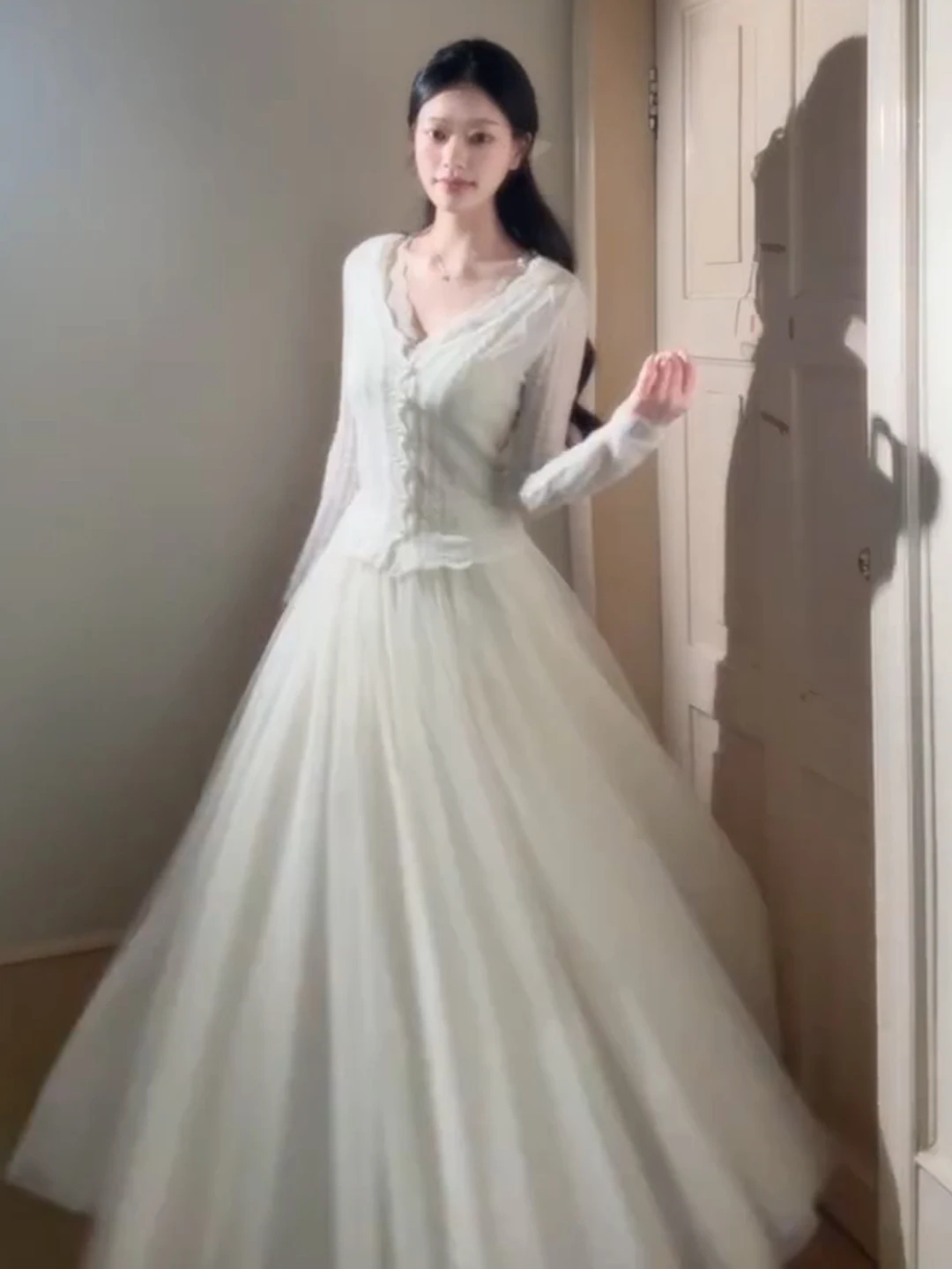 White V-Ne Lace Knitted Dr Set Autumn Winter Long Waist-Cinching Gown French Sle Faionable Two-Piece Women's Suit
White V-Ne Lace Knitted Dr Set Autumn Winter Long Waist-Cinching Gown French Sle Faionable Two-Piece Women's Suit