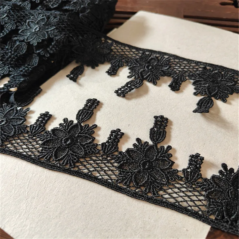 15Yards 7cm Wide Shiny Black Tassel Flower Venise Diy Venice Lace Clothing Accessories Of Various Garment,Bra.Underwear
15Yards 7cm Wide Shiny Black Tassel Flower Venise Diy Venice Lace Clothing Accessories Of Various Garment,Bra.Underwear