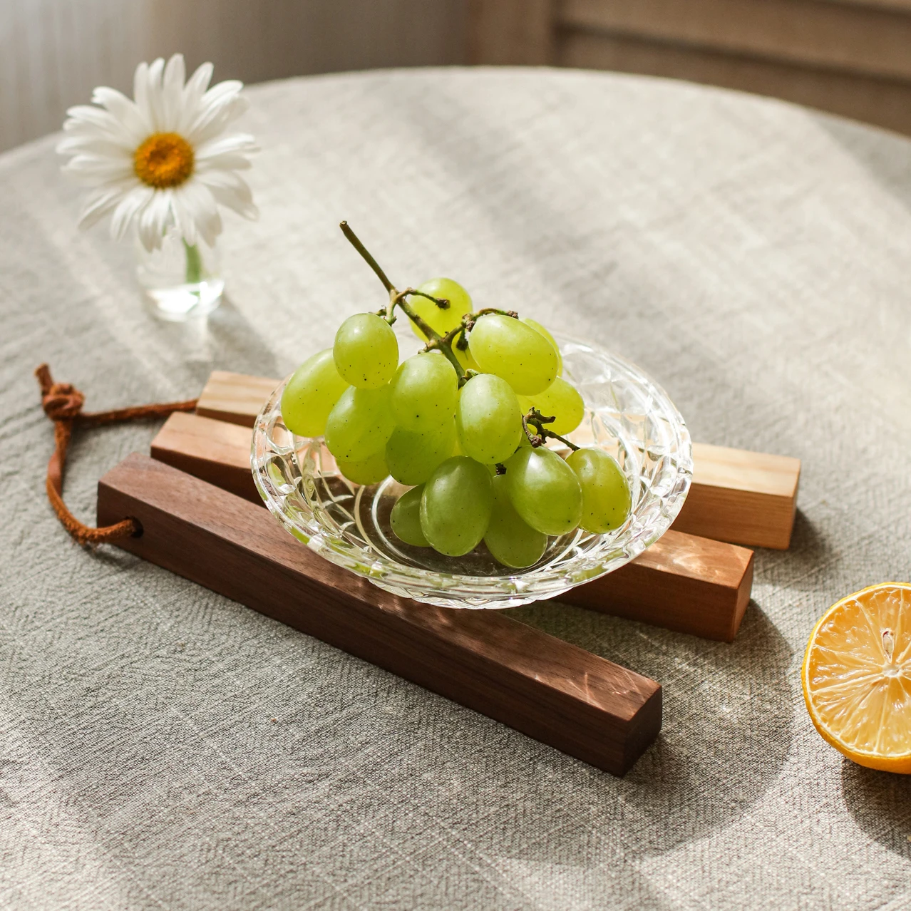 Solid Wood Dining Table Insulation Mat Wooden Placemat Kitchen Pot Mat Anti-scalding Household Creative Japanese Dish Mat
Solid Wood Dining Table Insulation Mat Wooden Placemat Kitchen Pot Mat Anti-scalding Household Creative Japanese Dish Mat