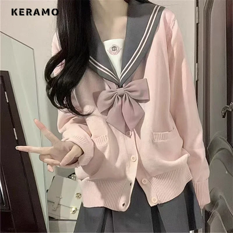 Women Preppy Style Sweet Knitting Long Sleeve V-Neck Cardigans 2025 Winter Pink Bow Casual Single Breasted Patchwork Sweater
Women Preppy Style Sweet Knitting Long Sleeve V-Neck Cardigans 2025 Winter Pink Bow Casual Single Breasted Patchwork Sweater