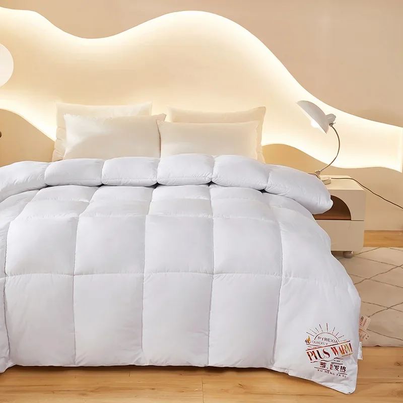 2024 new winter warm feather velvet quilt thickened quilt spring and autumn quilt heat storage and temperature insulation soft 
2024 new winter warm feather velvet quilt thickened quilt spring and autumn quilt heat storage and temperature insulation soft