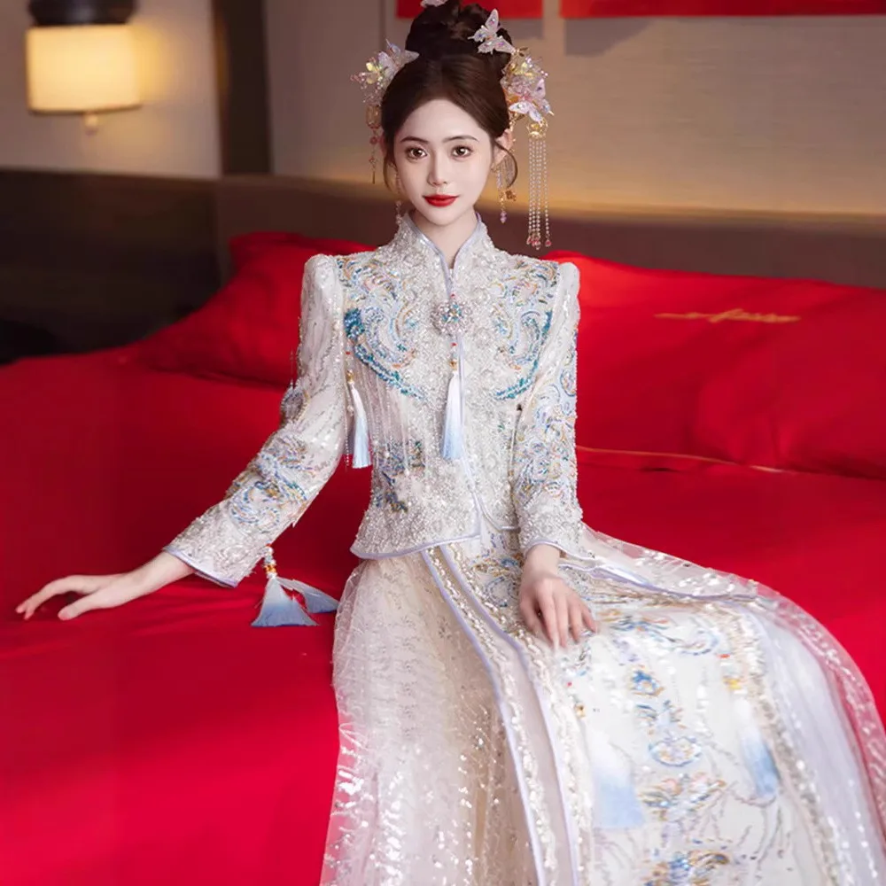 Осеннее тонкое платье Xiuhe цвета шампанского с жемчугом и блестками, китайский тост, свадебное платье Hanfu, костюм Тан для жениха с драконом Фениксом
Осеннее тонкое платье Xiuhe цвета шампанского с жемчугом и блестками, китайский тост, свадебное платье Hanfu, костюм Тан для жениха с драконом Фениксом