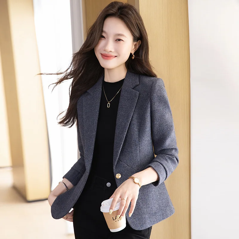 Woolen Blazer Women Outerwear 2025 New Autumn Winter Coat Fashion Ladies Business Formal Office Suit Jacket Female Casual Tops
Woolen Blazer Women Outerwear 2025 New Autumn Winter Coat Fashion Ladies Business Formal Office Suit Jacket Female Casual Tops
