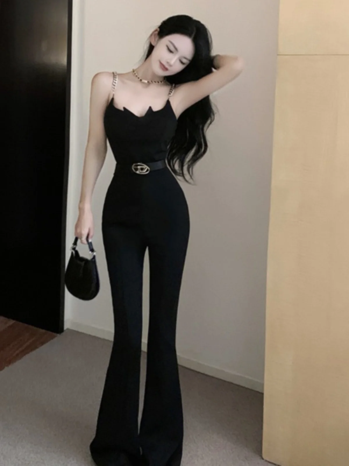 Лето 2023, утягивающие широкие брюки с высокой талией, женские сексуальные шикарные дизайнерские длинные драпированные брюки из нержавеющей стали для поездок на работу 
Лето 2023, утягивающие широкие брюки с высокой талией, женские сексуальные шикарные дизайнерские длинные драпированные брюки из нержавеющей стали для поездок на работу