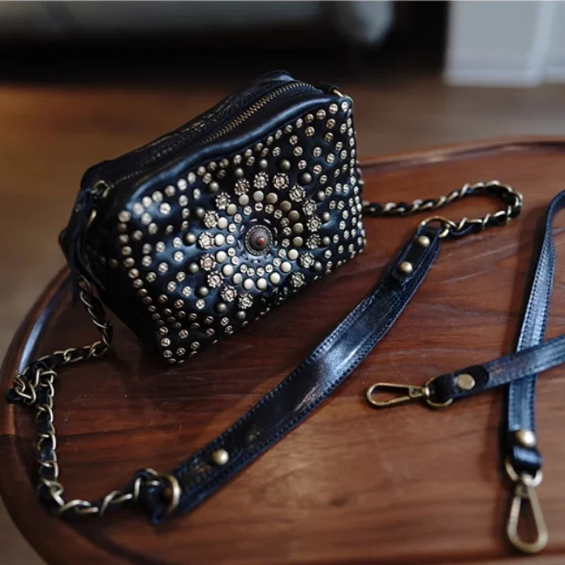Ethnic Genuine Leather Handmade Rivet Chain Small Square Bag Shoulder Crossbody Bags For Women High Quality Hippie Handbags
Ethnic Genuine Leather Handmade Rivet Chain Small Square Bag Shoulder Crossbody Bags For Women High Quality Hippie Handbags