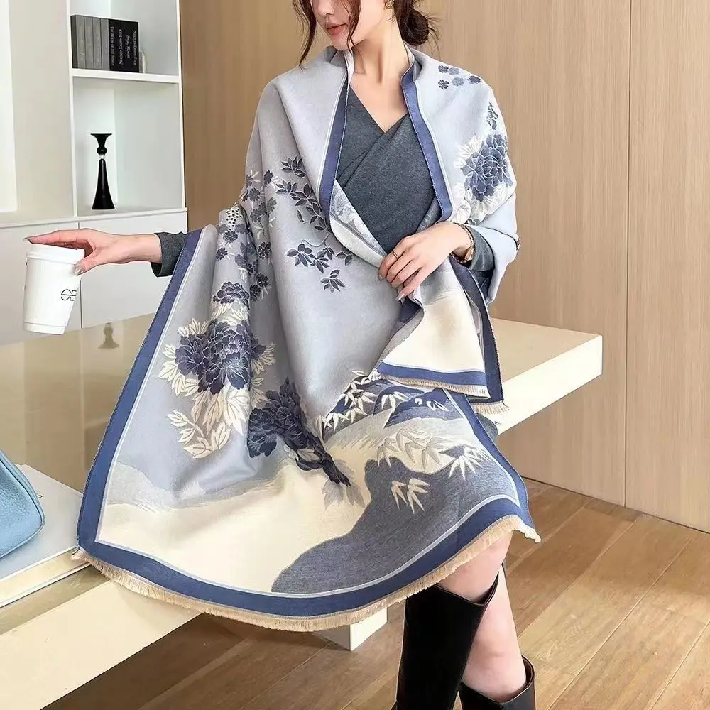 Новинка 2025 года, нежный зимний теплый женский шарф, двусторонние шарфы из искусственного кашемира с цветком, роскошные шали с запахом, высококачественная пашмина Wh89
Новинка 2025 года, нежный зимний теплый женский шарф, двусторонние шарфы из искусственного кашемира с цветком, роскошные шали с запахом, высококачественная пашмина Wh89