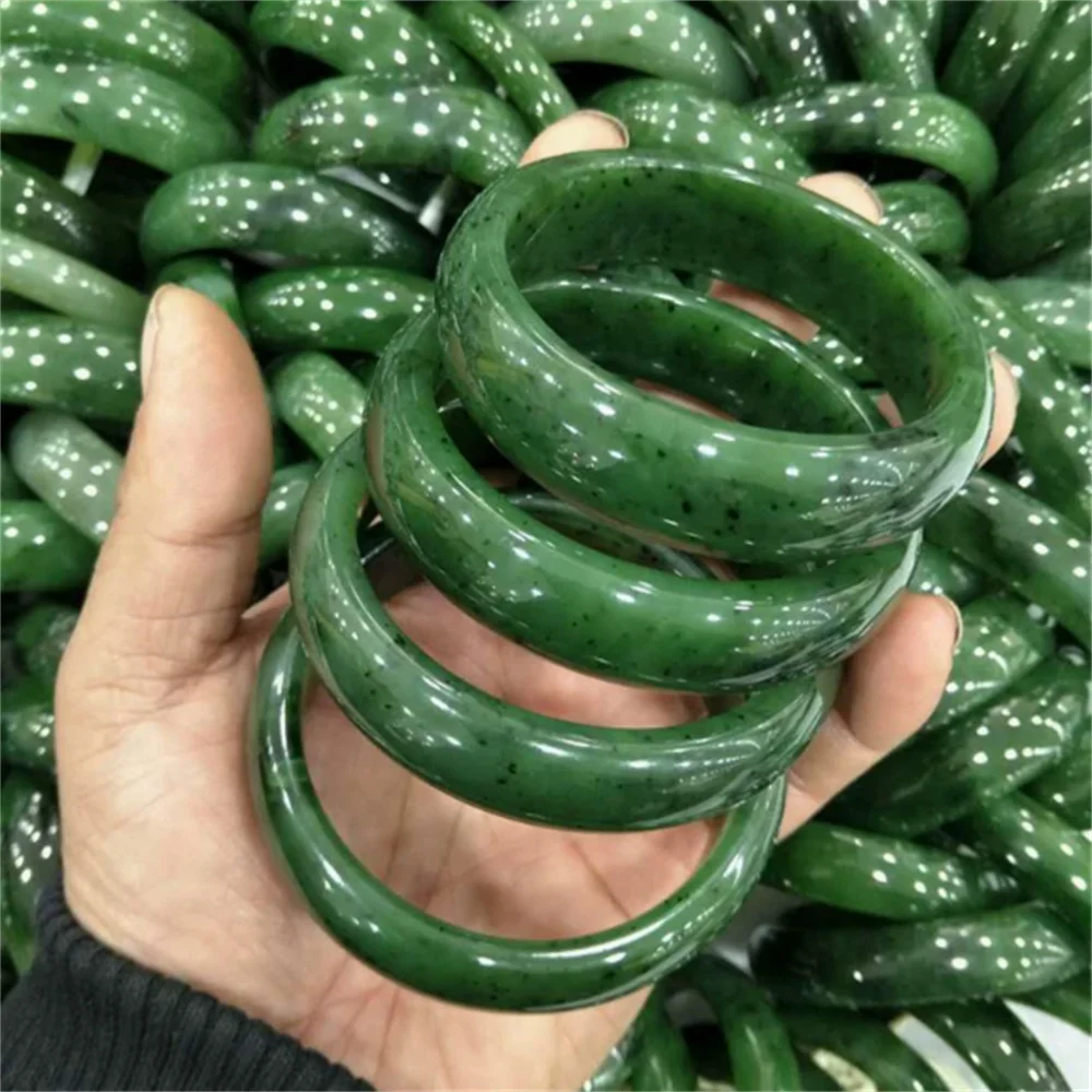 Hetian jade biyu women's bracelet
Hetian jade biyu women's bracelet