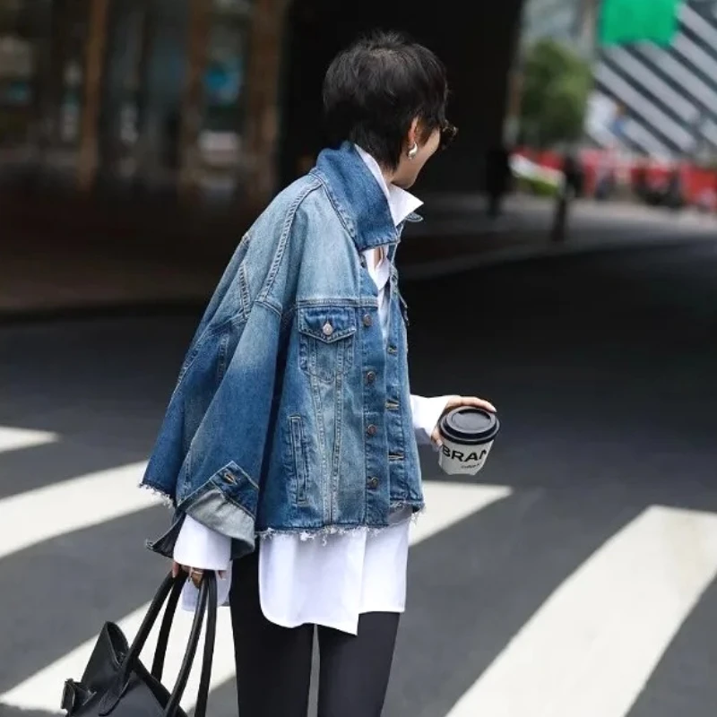 Denim Coat Women Jackets 2025 Autumn Y2k Outerwear Vintage Pockets Washed Distressed Single Breasted Turn Down Collar Streetwear
Denim Coat Women Jackets 2025 Autumn Y2k Outerwear Vintage Pockets Washed Distressed Single Breasted Turn Down Collar Streetwear
