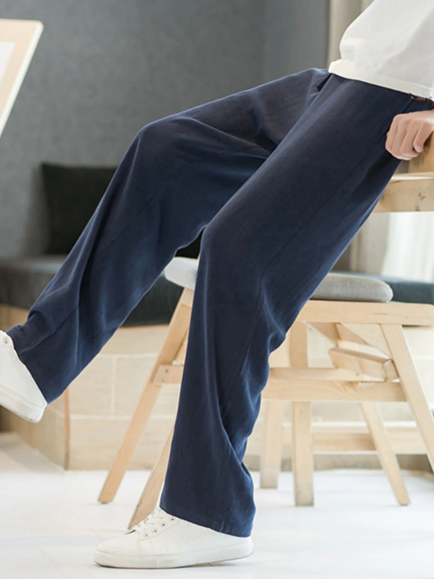Men's Linen Casual Pants Summer Thin Loose Straight Cotton Linen Summer Large Size Wide Leg Long Pants Breathable Comfortable
Men's Linen Casual Pants Summer Thin Loose Straight Cotton Linen Summer Large Size Wide Leg Long Pants Breathable Comfortable
