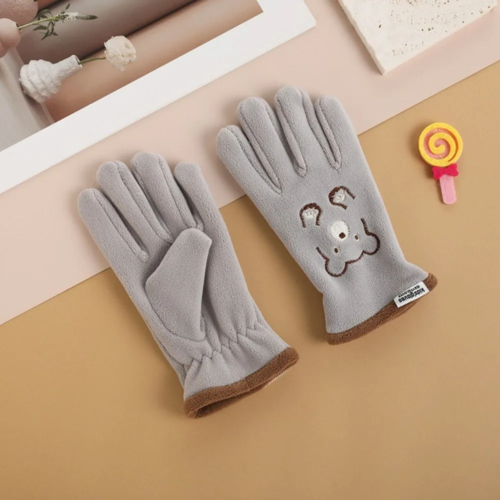 New Cute Bear Ski Gloves Windproof Winter Gloves Warm Touchable Screen Cycling Mittens Kids
New Cute Bear Ski Gloves Windproof Winter Gloves Warm Touchable Screen Cycling Mittens Kids
