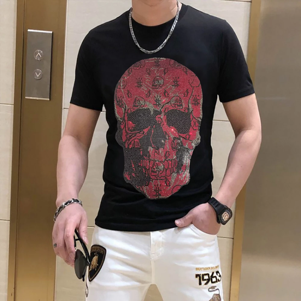 Men's T-shirt Streetwear Skull Rhinestone Hip-hop Man Tops Summer Fashion Trend Short Sleeve Tees Luxury Brand Cotton Clothing
Men's T-shirt Streetwear Skull Rhinestone Hip-hop Man Tops Summer Fashion Trend Short Sleeve Tees Luxury Brand Cotton Clothing