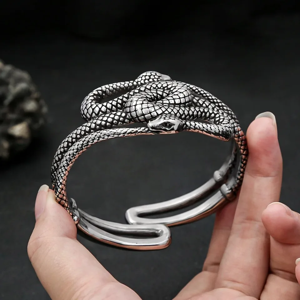 New Arrival Domineering Cool Double Snake Bracelet Hip Hop Biker Vikings Animal Bracelets For Men Women Fashion Charm Jewelry
New Arrival Domineering Cool Double Snake Bracelet Hip Hop Biker Vikings Animal Bracelets For Men Women Fashion Charm Jewelry