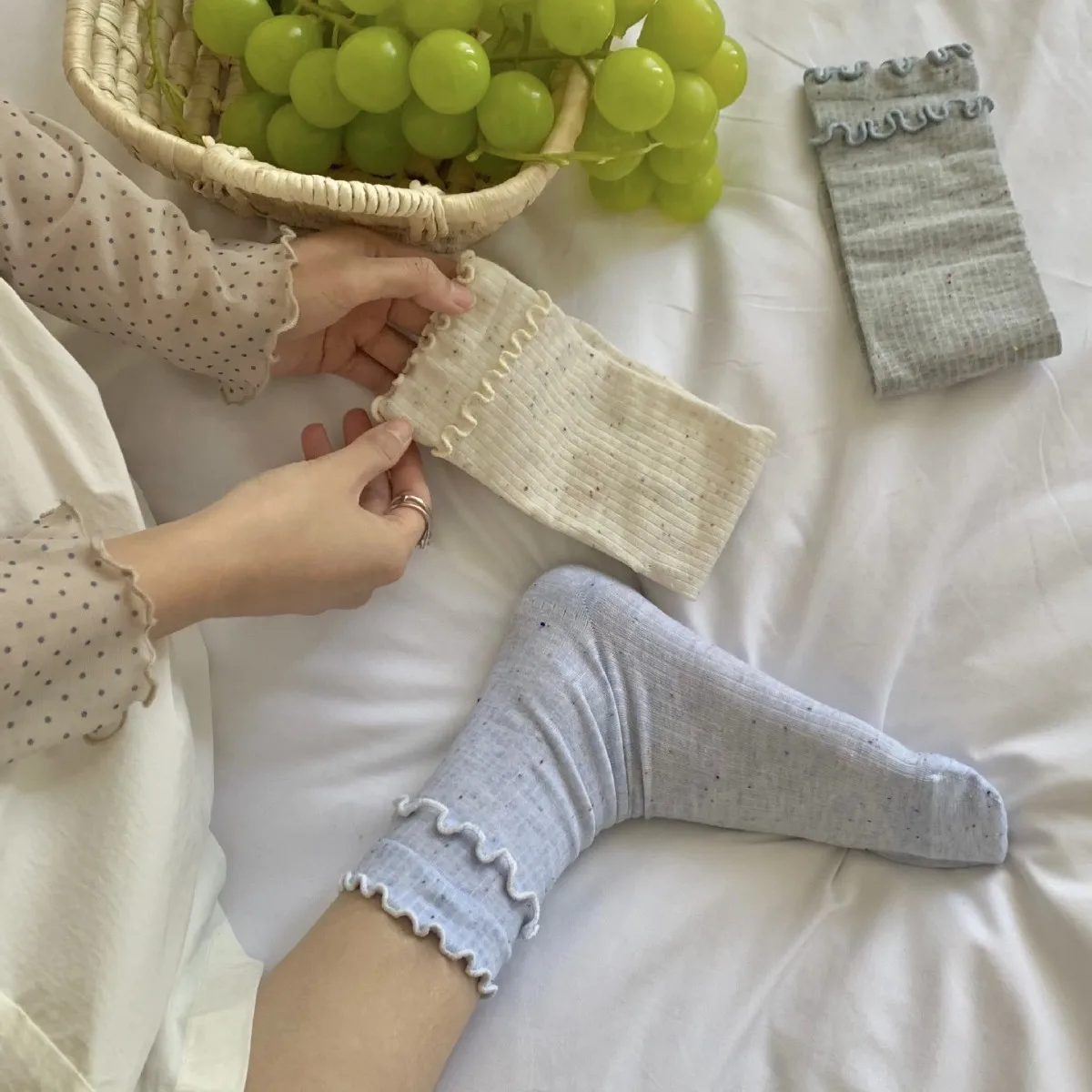 Miosam custom logo cotton loose socks middle tube Star socks wooden ears socks casual breathable Vintage soft socks for woman
Miosam custom logo cotton loose socks middle tube Star socks wooden ears socks casual breathable Vintage soft socks for woman