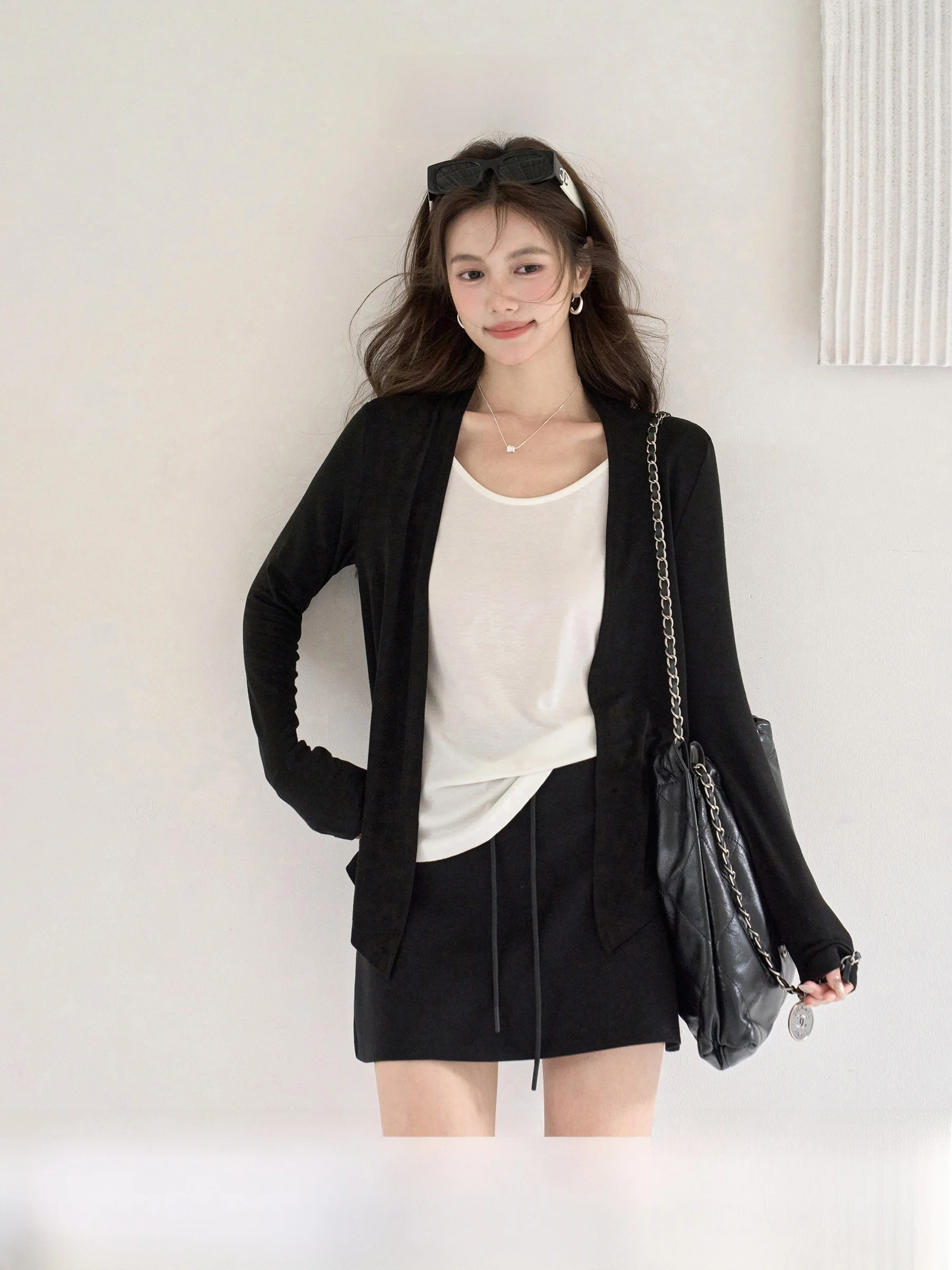 Cloud Sponge Cake" Black Loose Women's Knitted T-shirt Spring Casual Style UV Protection Long Sleeve round Neck Top for plus ...
Cloud Sponge Cake" Black Loose Women's Knitted T-shirt Spring Casual Style UV Protection Long Sleeve round Neck Top for plus ...