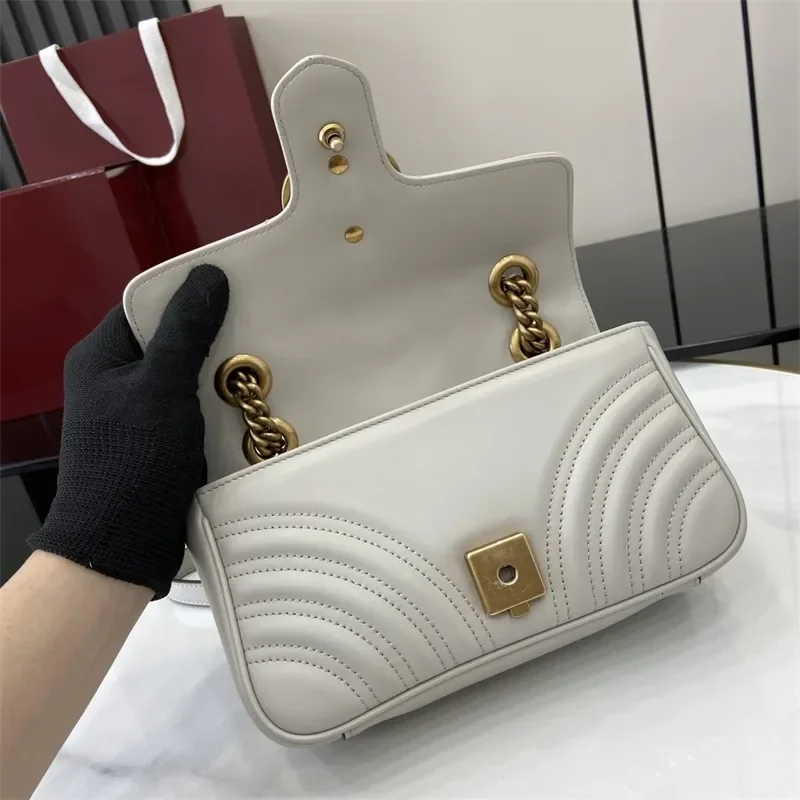 10A Mirror Quality Designer Shoulder Bags Luxury women Fashion Bags Small Square Bag mini Marmont Crossbody genuine leather Craftsmanship Small Handbags
10A Mirror Quality Designer Shoulder Bags Luxury women Fashion Bags Small Square Bag mini Marmont Crossbody genuine leather Craftsmanship Small Handbags
