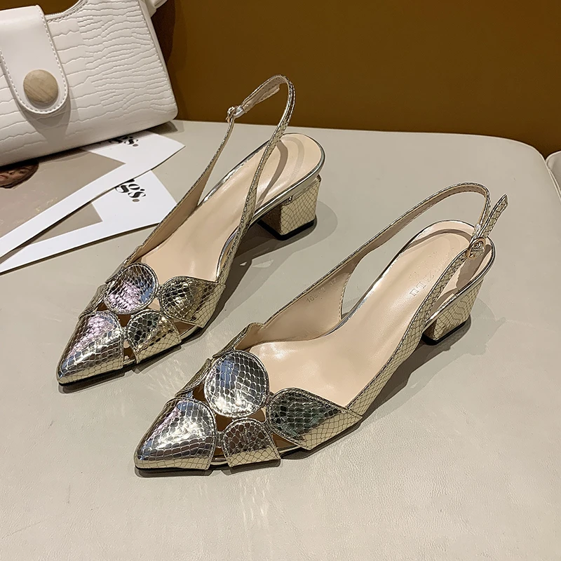 New Fashion Women Leather High Heels Lady Pointe Toe Gold Heels Sandals Female Wedding Bridal Shoes Women's High Heel Shoes
New Fashion Women Leather High Heels Lady Pointe Toe Gold Heels Sandals Female Wedding Bridal Shoes Women's High Heel Shoes
