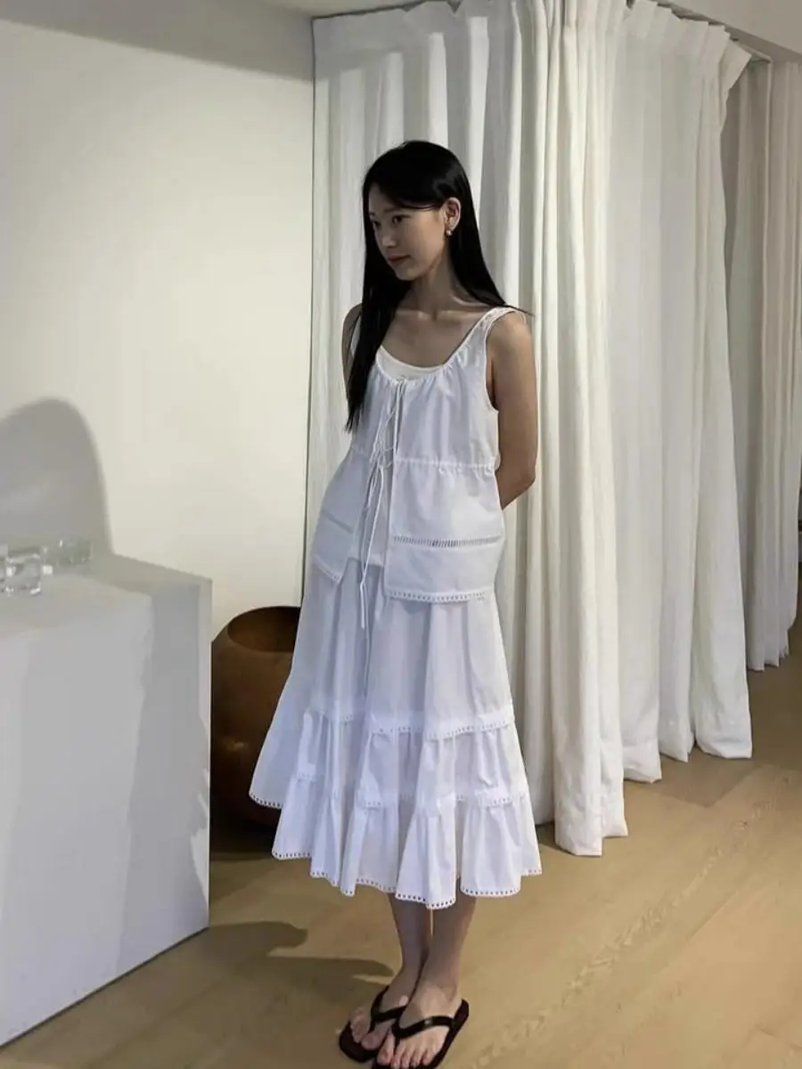 Summer 2026 Women's Lace Tie-Vest Skirt Set Cotton round Neck Loose Fit Fashionable Two-Piece Outfit Elegant Simple Style
Summer 2026 Women's Lace Tie-Vest Skirt Set Cotton round Neck Loose Fit Fashionable Two-Piece Outfit Elegant Simple Style