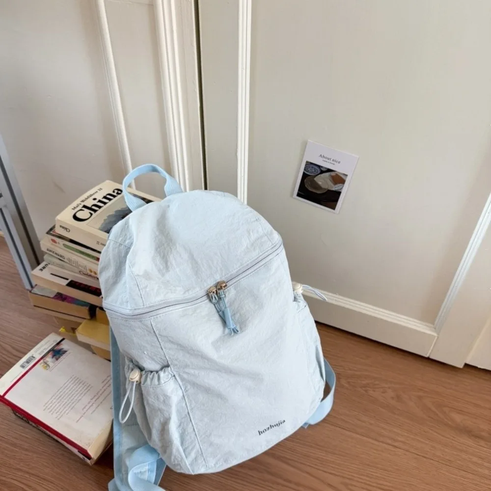 Fashion Korean Lightweight Backpack Solid Color Leisure Nylon Shoulder Bags Large Capacity College Student Schoolbag Travel
Fashion Korean Lightweight Backpack Solid Color Leisure Nylon Shoulder Bags Large Capacity College Student Schoolbag Travel