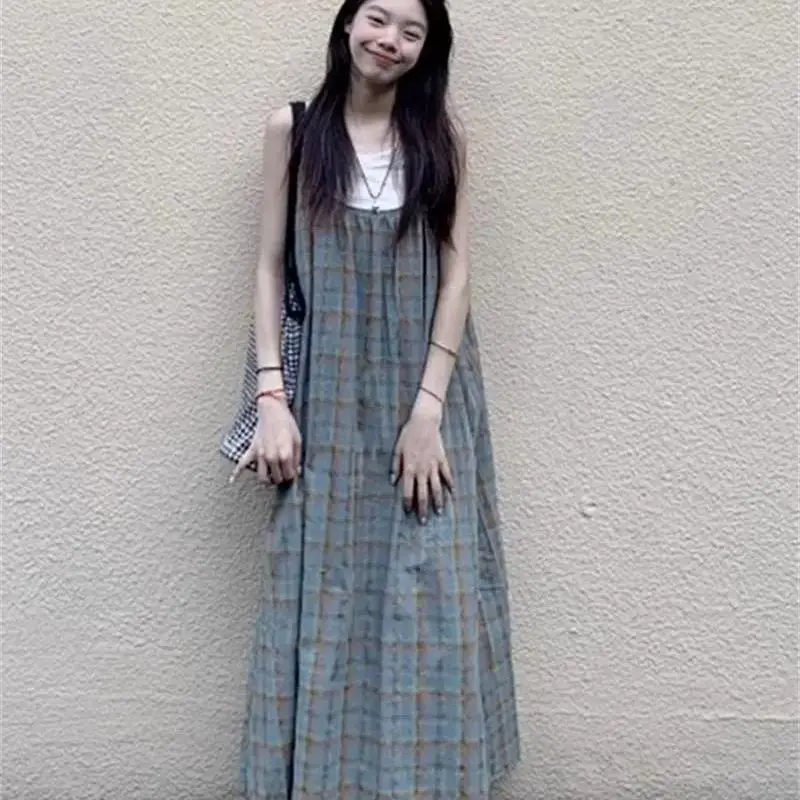 Korea Version Retro Plaid Suspender Skirt Women 2025 Summer New Niche Design Casual Versatile Loose Slim Long Dress
Korea Version Retro Plaid Suspender Skirt Women 2025 Summer New Niche Design Casual Versatile Loose Slim Long Dress