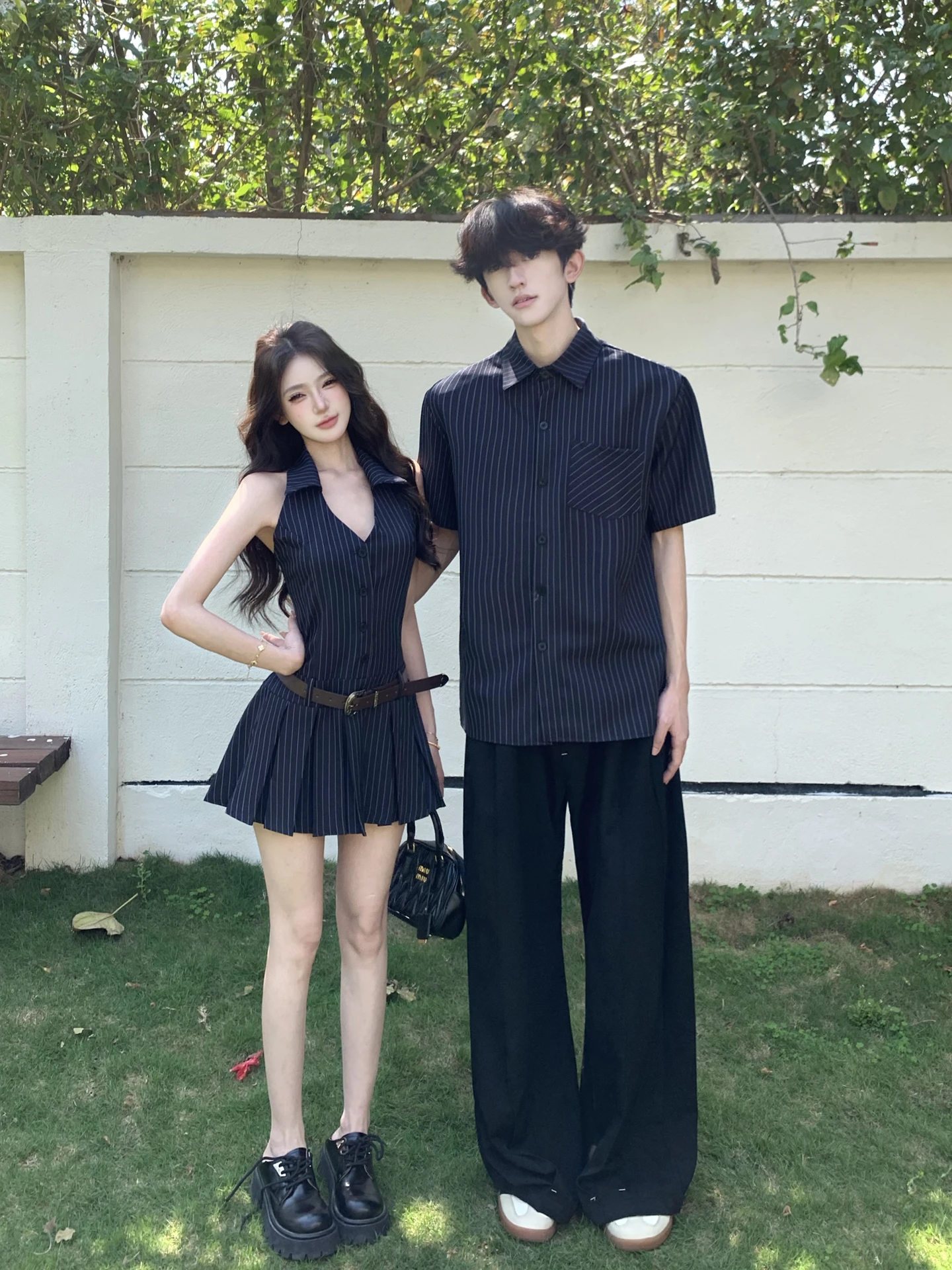 American Stripe Short Sleeve Shirt Couple's Outfit V-Neck Waist-Cinching Sleeveless Dress Summer Fashion Retro Style Men's Cl...
American Stripe Short Sleeve Shirt Couple's Outfit V-Neck Waist-Cinching Sleeveless Dress Summer Fashion Retro Style Men's Cl...