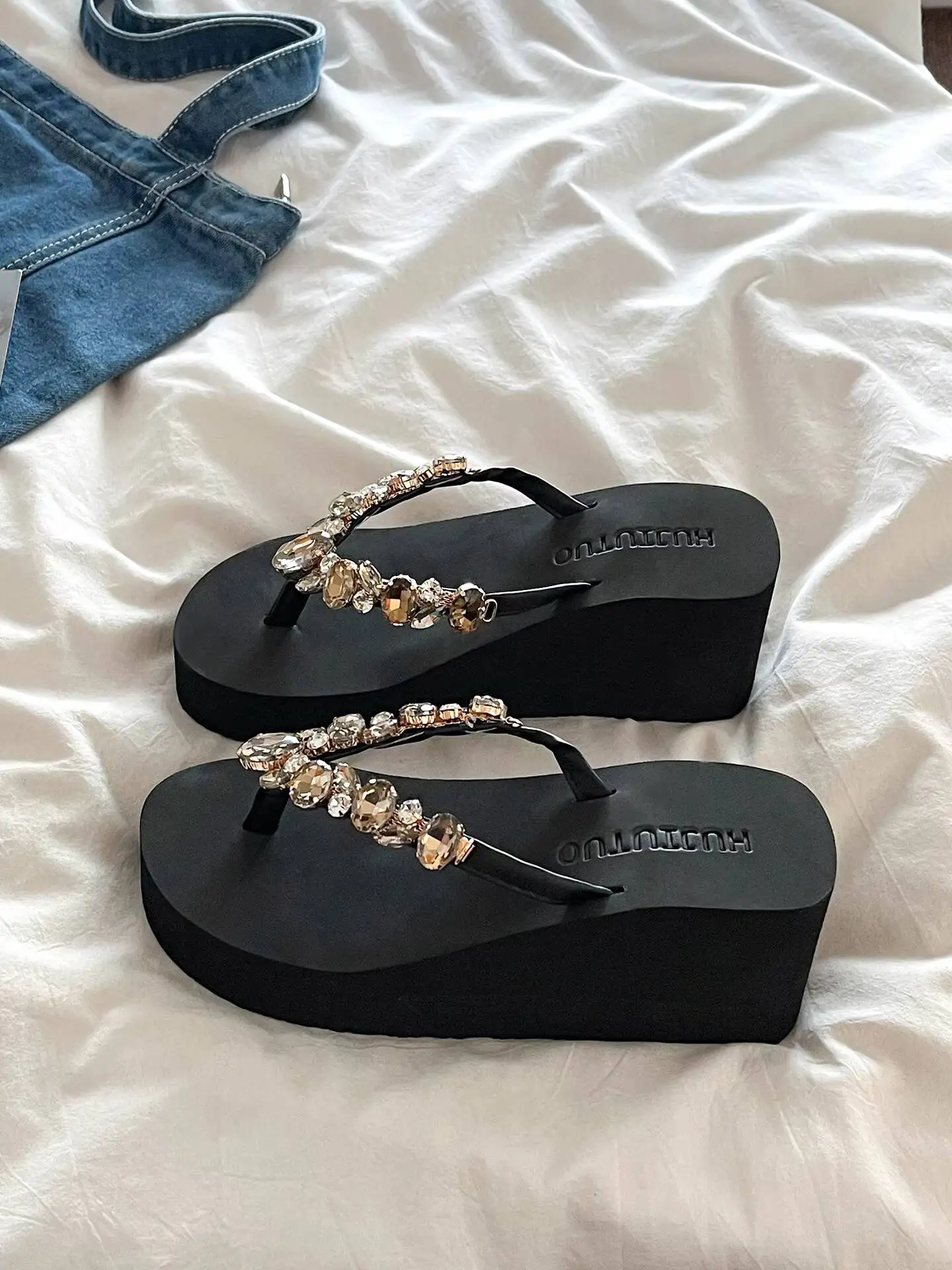 Women Flip Flops 2026 New Women's 7CM Wedge Heel Flip Flops Summer Non Slip Beach Slipper Sandals
Women Flip Flops 2026 New Women's 7CM Wedge Heel Flip Flops Summer Non Slip Beach Slipper Sandals